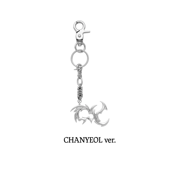 EXO - Metal Charm Keyring [2026 EXO POP-UP 'REVERXE THE WORLD' Official MD] - Image 4