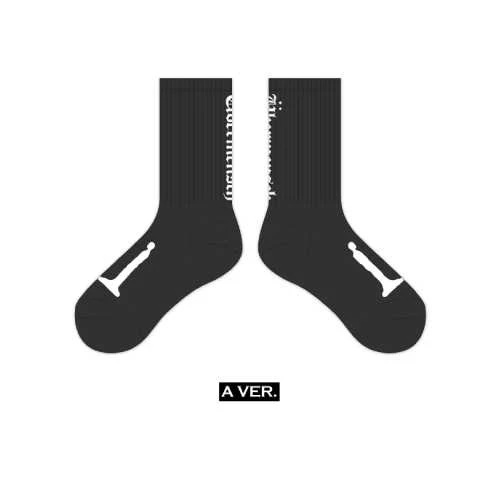 G-DRAGON - Socks [2025 World Tour 'Übermensch' Official MD] - Image 2