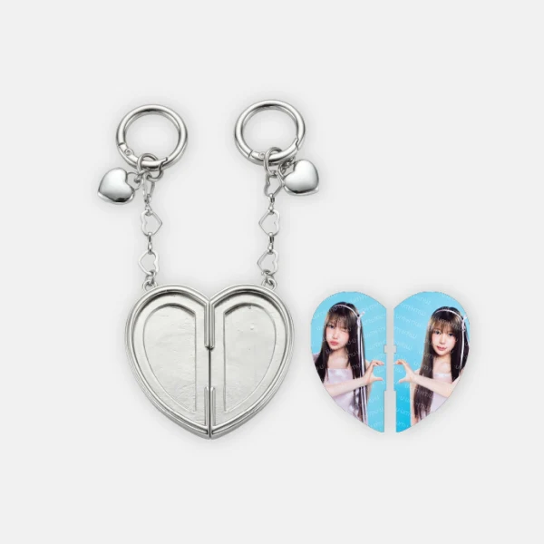 Hearts2Hearts - Hearts Maker Keyring [The 1st Mini Album 'FOCUS' Official MD]