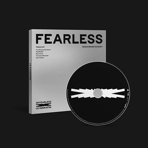 LE SSERAFIM - FEARLESS [1st Mini Album - Monochrome Bouquet Ver.]